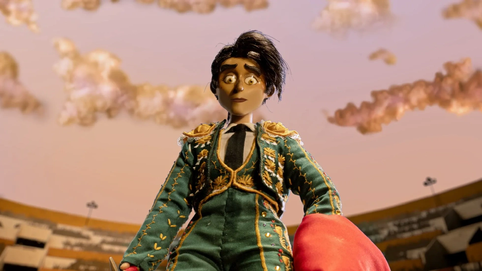 Women Wearing Shoulder Pads - via Adult Swim